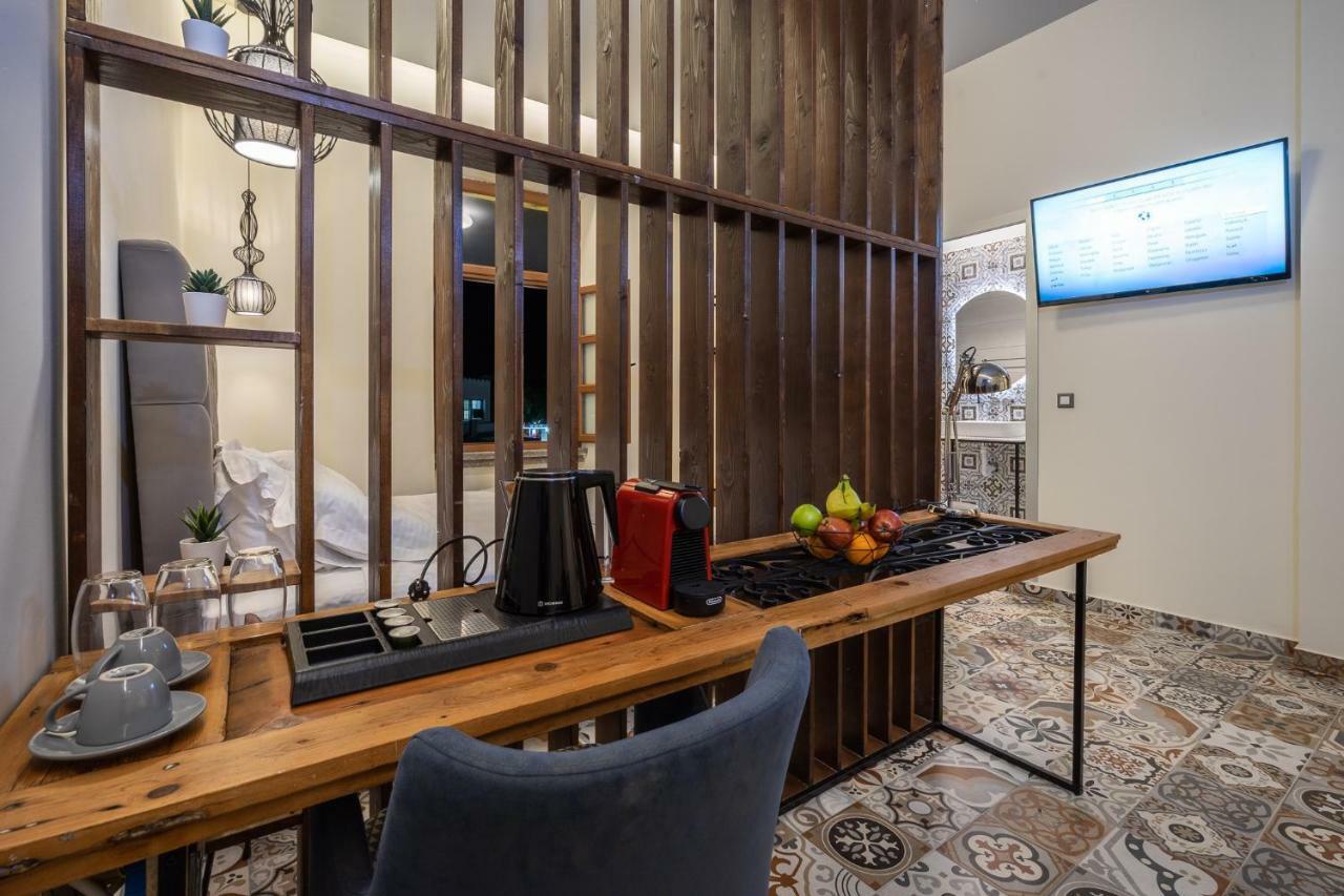 Casa Poli Suites Rhodes City Eksteriør billede